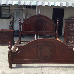 Real Wood Quality Furniture Cal King Bed frame Night Stand And 5 Drawer Chest
