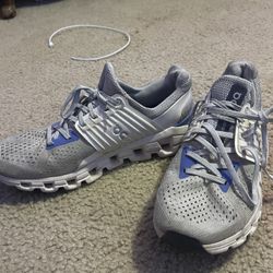 On Clouds Cloudswift 4 Running Shoes Size 8.5 Used
