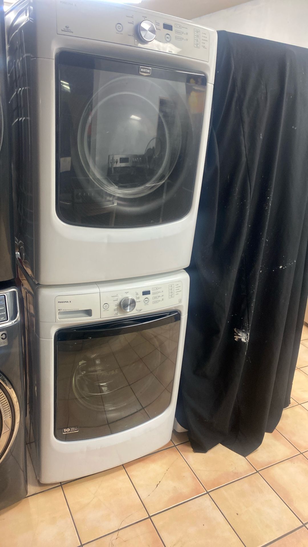 WASHER AND GAS DRYER SET