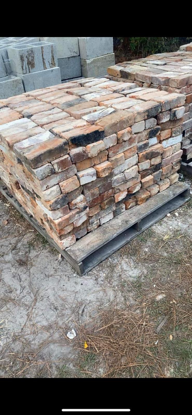 Pallet of Old Chicago Bricks