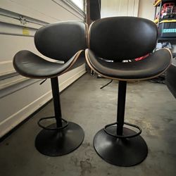 Modern Swivel Bar Stools (Pair) – Black w/ Wood Accent