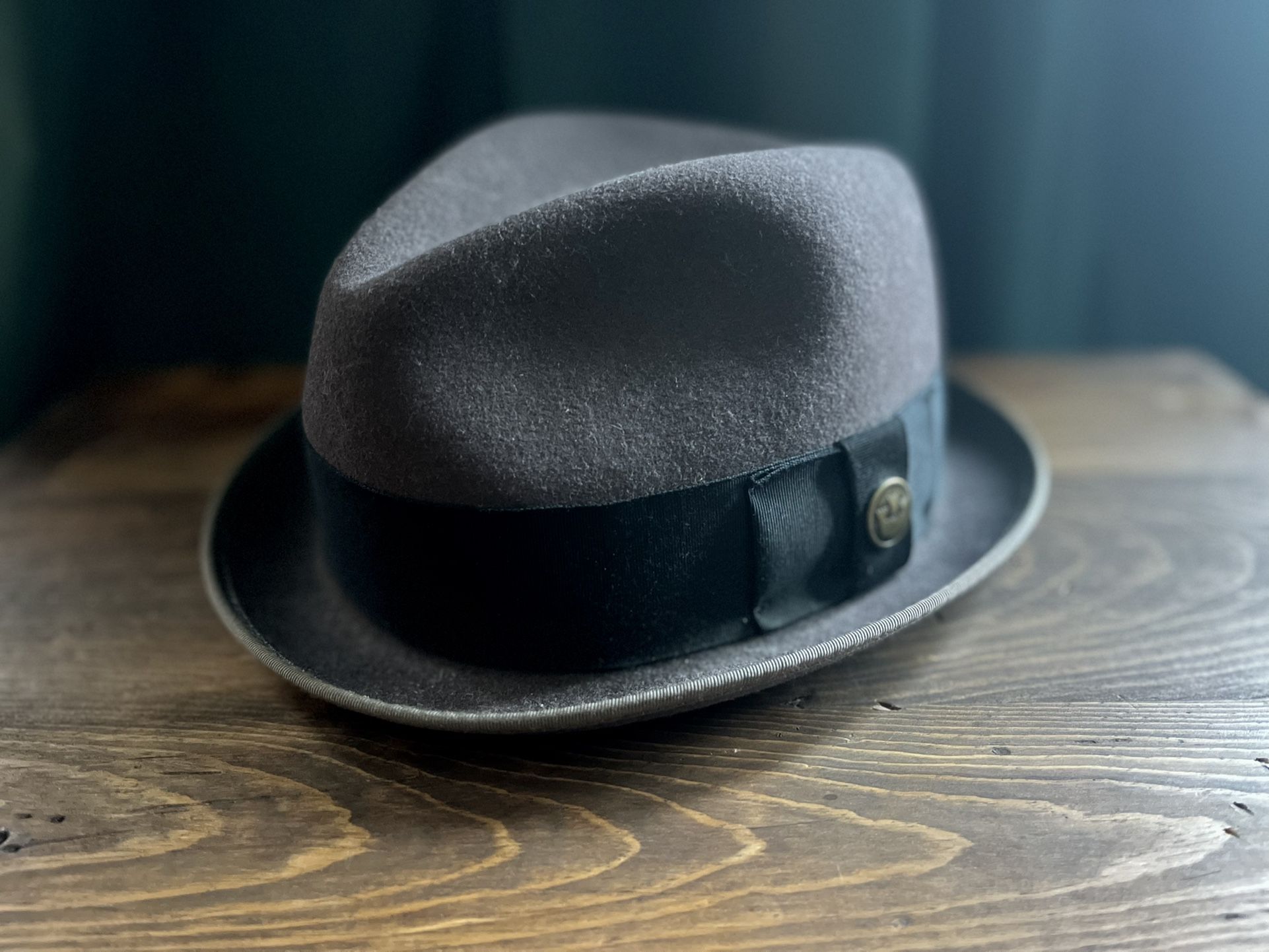 Goorin Bros Gray Wool Fedora Large Hat with Black Band and Feather Goorin Bros Fedoras - Etsy main image 3