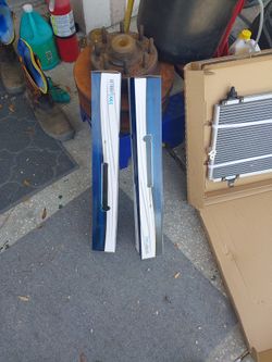 Ford Focus New Shocks Rear 