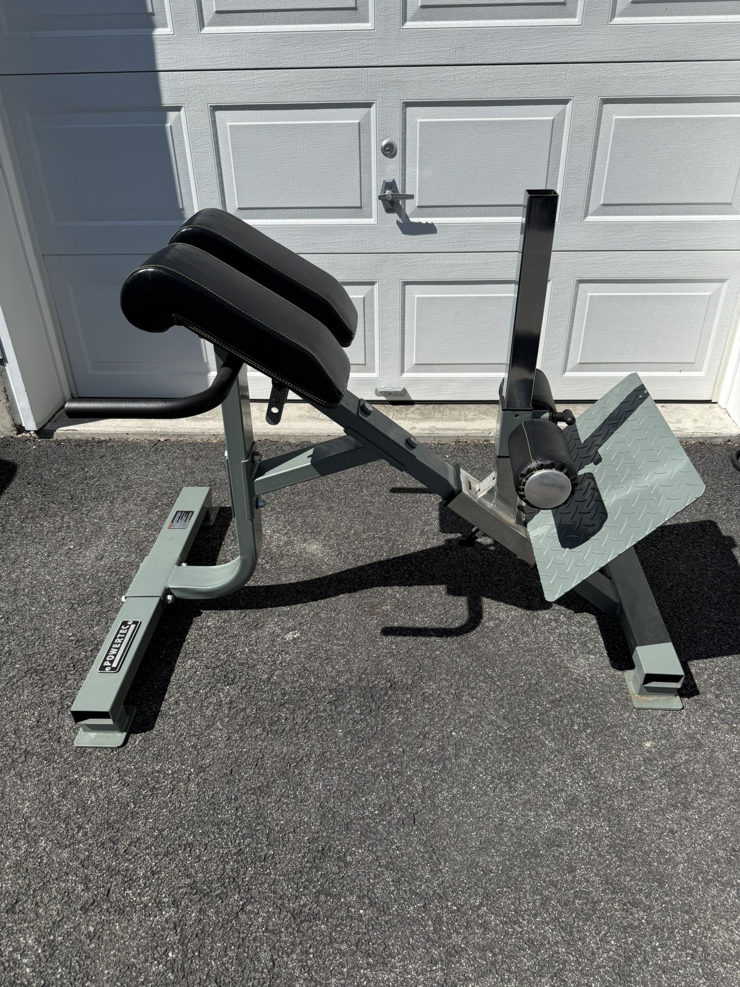 Powertec Hyperextension Roman Chair Machine