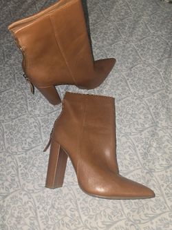 Boots , Botas Esteve Madden Size 6.5 