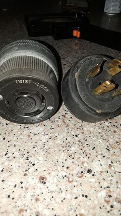 HUBBELL 20A / 250V plug