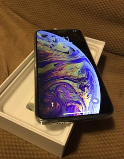 IPhone XS Max Silver 256gb AT&T for Sale in Miami, FL - OfferUp