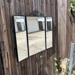 Metal And Glass Folding try as in three mirrors