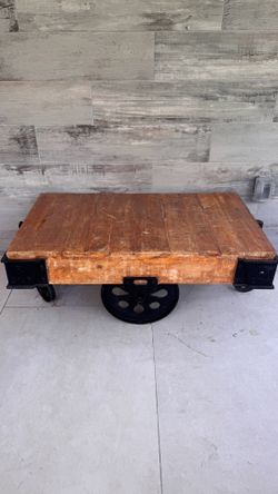 COFFEE TABLE
