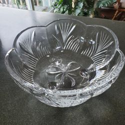 VINTAGE 3-LEG LARGE LEAD CRYSTAL BOWL