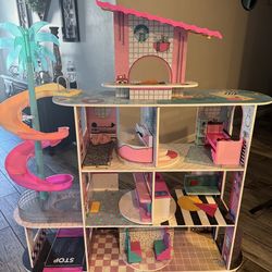LOL Doll House - free