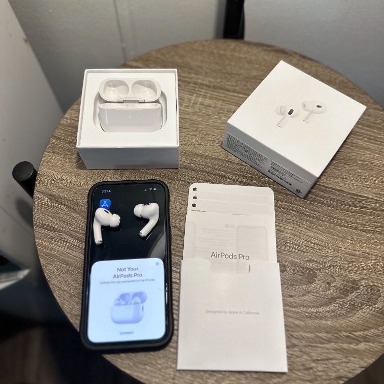  Apple AirPods Pro 2nd Generation 