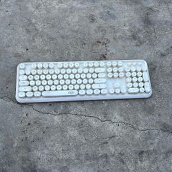 White keyboard