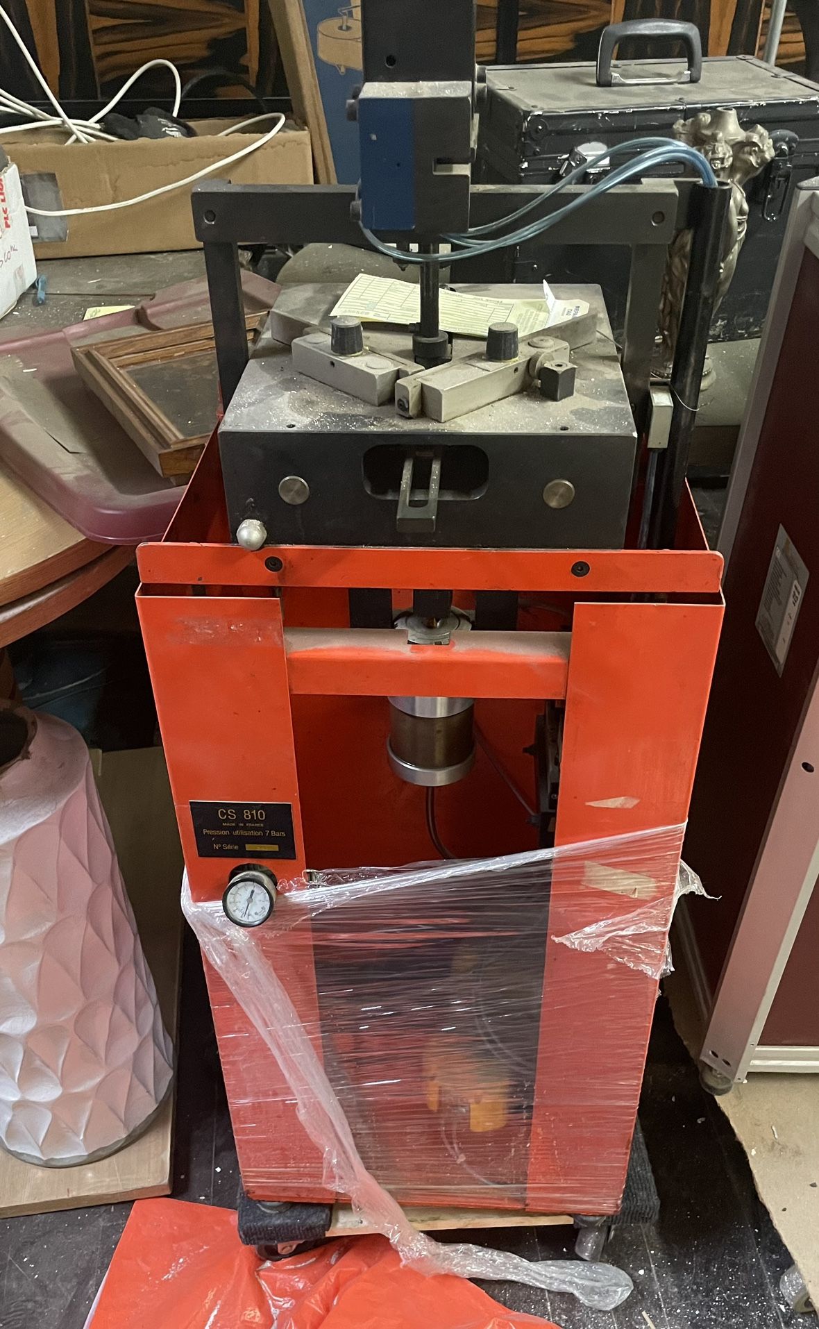 Cassese CS 810