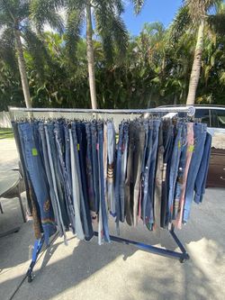 Yard Sale 1620 Briar Ct On 21 Dec At 0900