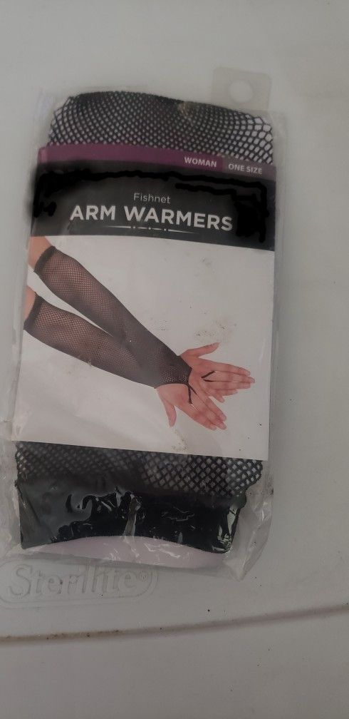 Fishnet Arm Warmers