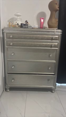 Queen bed set , two mirrors , 4 section dresser