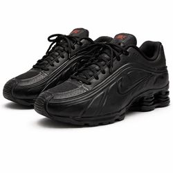 Nike Shox R4 Black Cushioned Synthetic Low Top Athletic Sneakers Lace Up