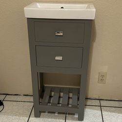 NEVER USED BRAND NEW RESTROOM SINK