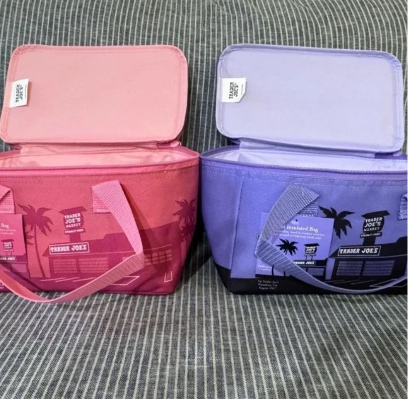 Trader Joes Insulated Totes Valentine’s Edition 