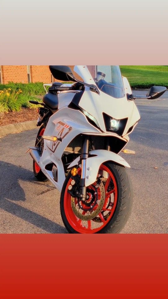 2023 Yamaha YZF-R7