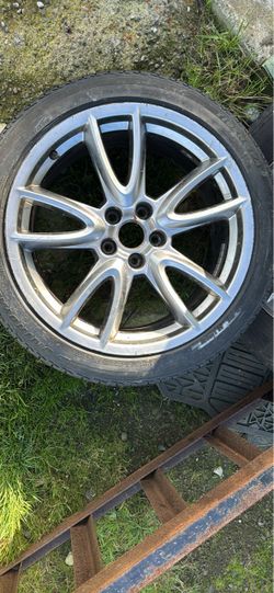Mustang Trac Pack 19” wheels and tires