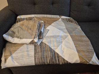 King size duvet w/pillowcases
