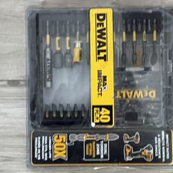 DeWalT Tools 
