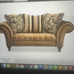 American Signature Furniture Brittney Sofa 
