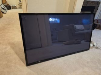 60" LG Plasma TV (Model 60PN5700)