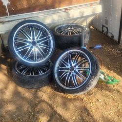 Gloss Black Machined / Stainless Steel Lip
Silver Machined / Stainless Steel Lip
Chrome