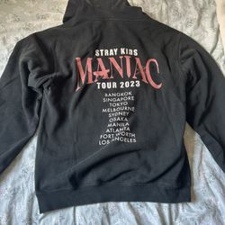 Stray Kids Maniac Tour 2023 Pull Over Sweatshirt (Size: Medium)