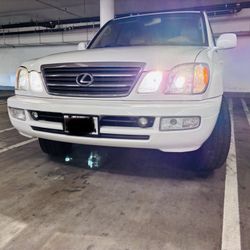 2004 Lexus LX 470