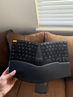 Ergonomic Keyboard And Number Pad