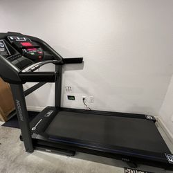 Horizon T202 Treadmill 