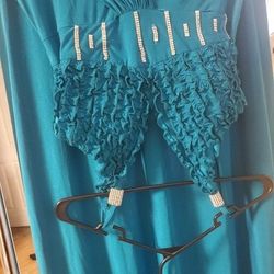 size ddress L