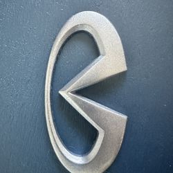 Infiniti Silver - Engine Cover emblem 