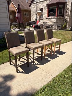 Set of 4 Grey Tufted Dining Chairs
