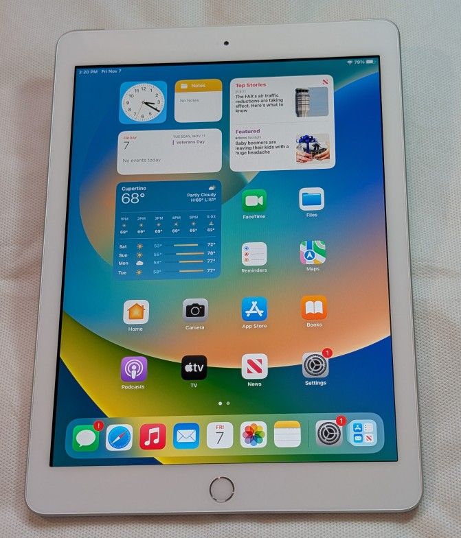 Very Nice APPLE iPad 5 32GB WIFI PLUS 4G CELLULAR UNLOCKED iOS16