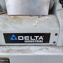 Delta Belt And Disc Sander 