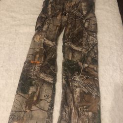 Cabela’s “SHE” insulated XS camo pants