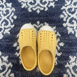 Native Kids Shoes