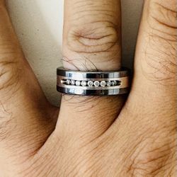 Men’s Wedding Ring Sz 10