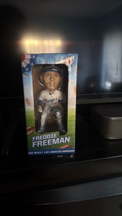 Freddie freeman bobble head