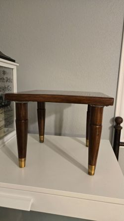 BEAUTIFUL SOLID WOOD MCM SHORT TABLE / STOOL