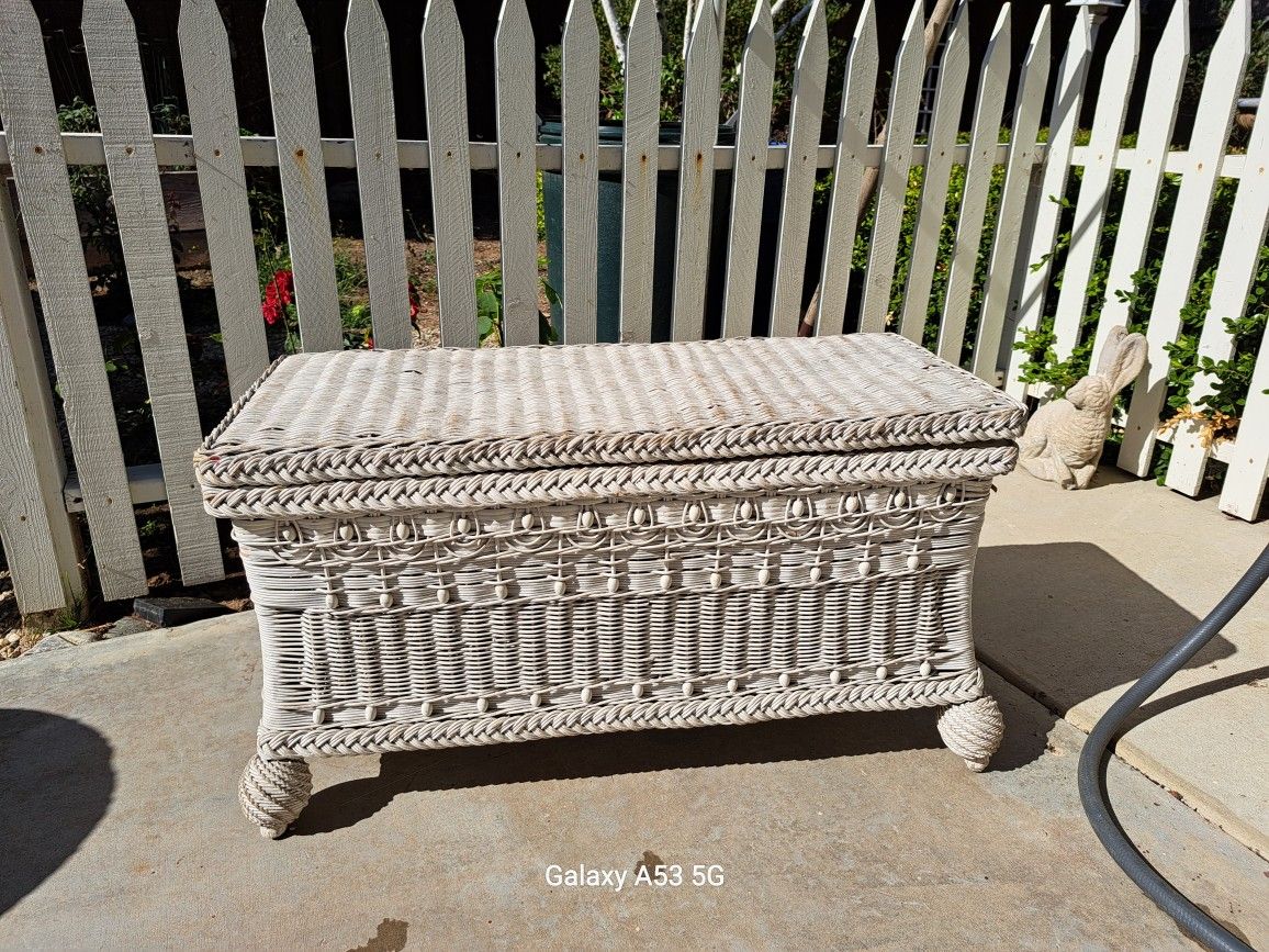 Lovely Vintage White Wicker Woven Trunk - $125