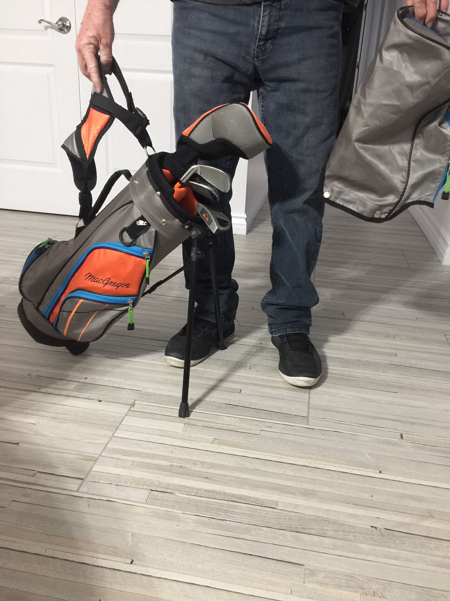 Golf clubs for 2 to 6 year olds