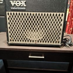 VOX Guitar Amp 