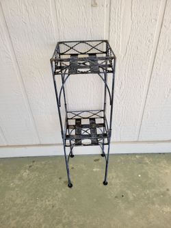 Plant Stand/Small Plant Pots