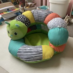 Infantino Prop-A-Pillar Tummy Time & Seated Support